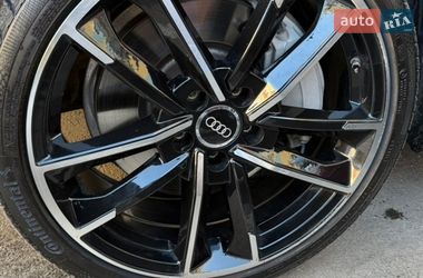 Седан Audi A4 2018 в Виннице