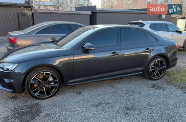 Седан Audi A4 2018 в Виннице