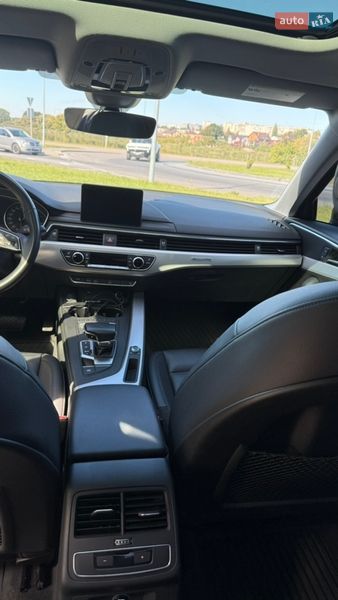 Седан Audi A4 2018 в Вінниці