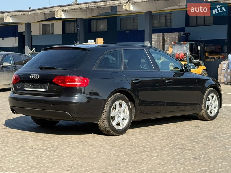 Універсал Audi A4 2009 в Рівному