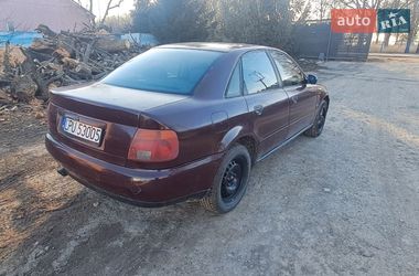 Седан Audi A4 1997 в Чорткове