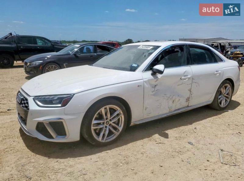 Седан Audi A4 2022 в Полтаві