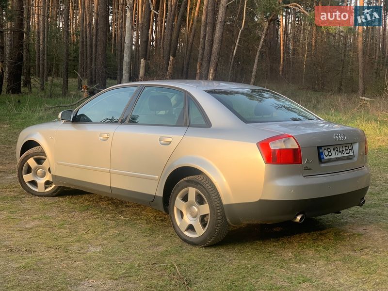 Седан Audi A4 2002 в Ичне