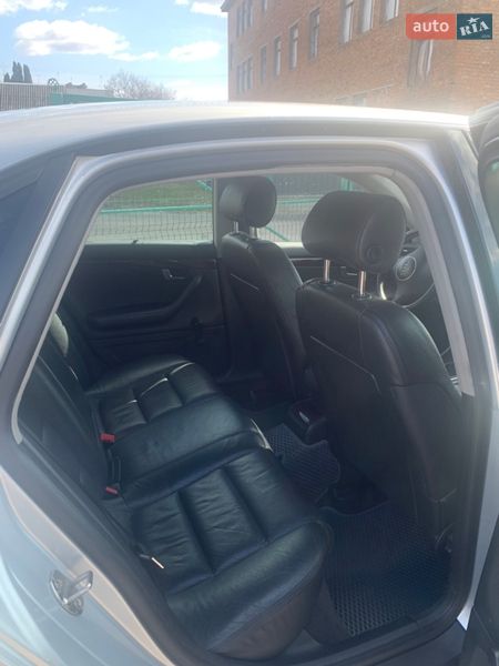 Седан Audi A4 2002 в Ичне