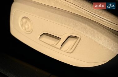 Седан Audi A4 2016 в Киеве