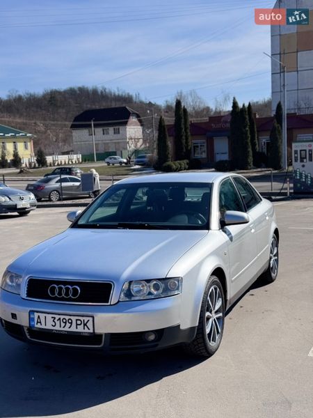 Седан Audi A4 2000 в Обухове