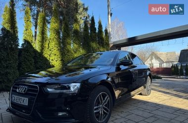 Седан Audi A4 2013 в Киеве