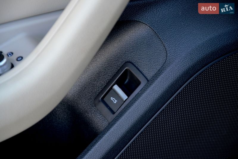 Седан Audi A4 2023 в Житомирі