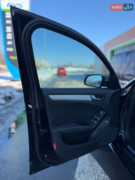 Седан Audi A4 2013 в Шостці