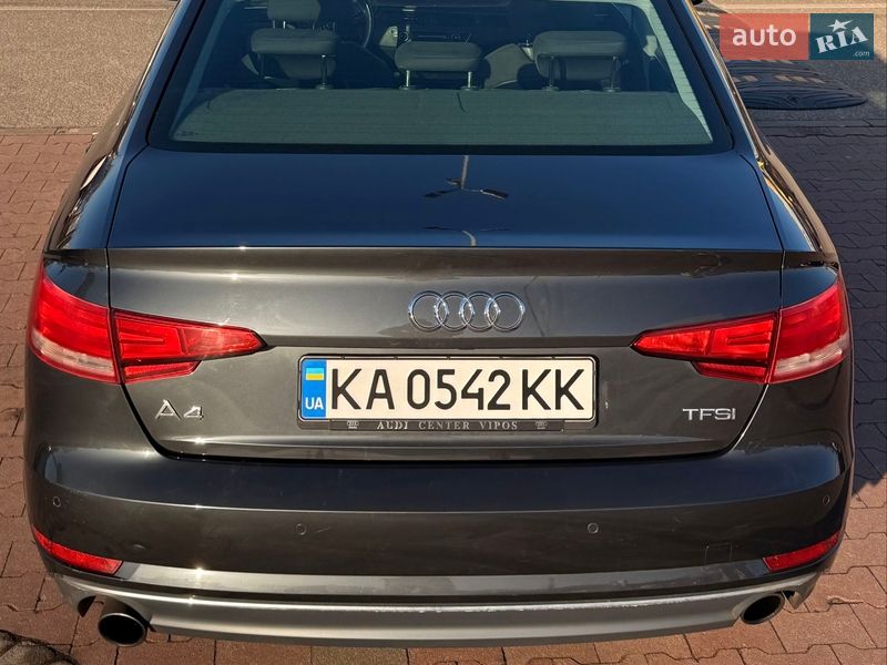 Седан Audi A4 2017 в Ровно