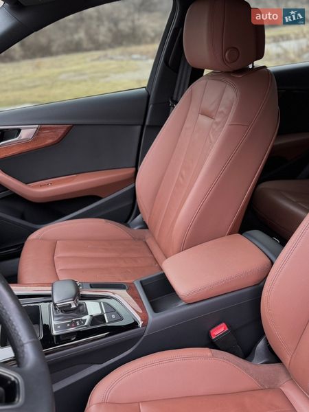 Седан Audi A4 2020 в Днепре