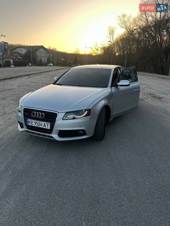 2011 Audi A4 - мініатюра 22