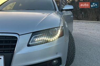 Седан Audi A4 2011 в Днепре