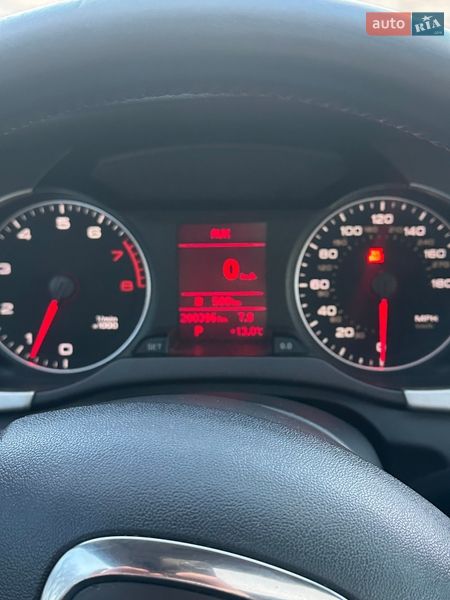 Седан Audi A4 2011 в Днепре