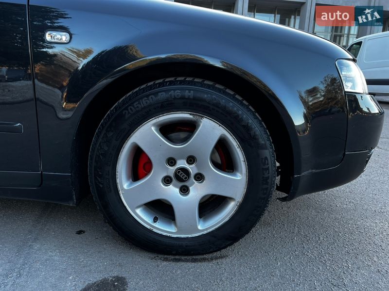 Универсал Audi A4 2004 в Ровно