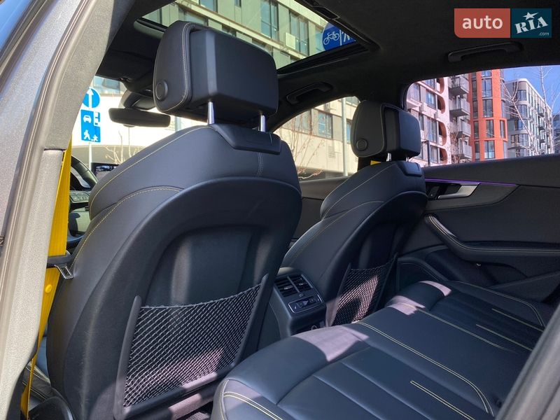 Седан Audi A4 2020 в Киеве