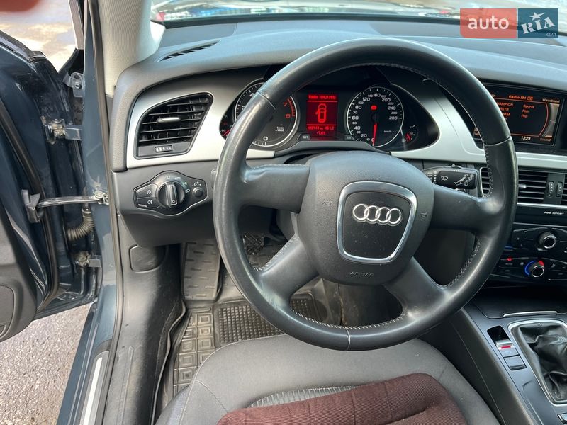 Универсал Audi A4 2009 в Киеве