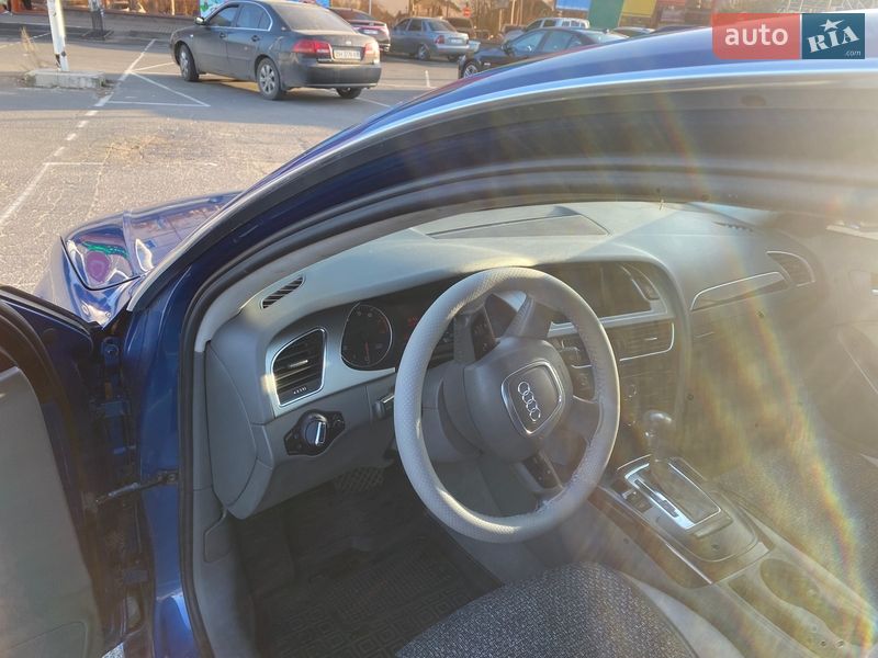 Седан Audi A4 2009 в Одесі