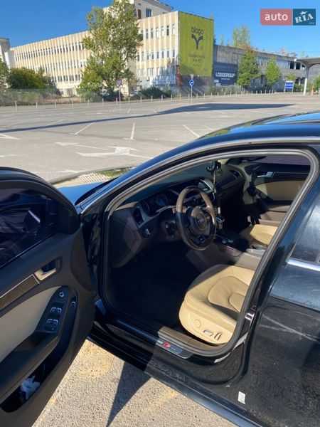 Седан Audi A4 2015 в Ивано-Франковске