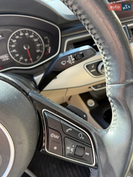 Седан Audi A4 2017 в Львове