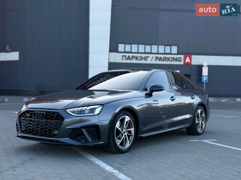 Седан Audi A4 2021 в Киеве
