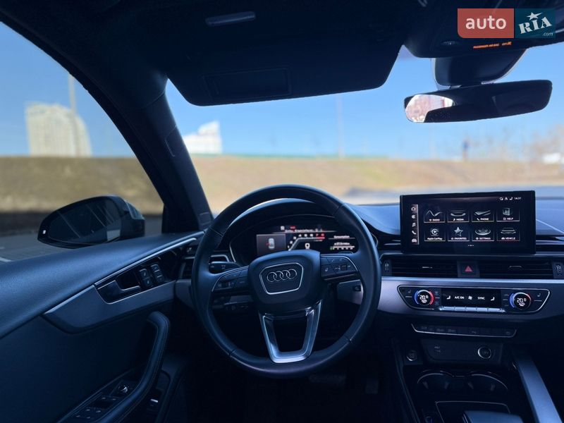 Седан Audi A4 2021 в Киеве