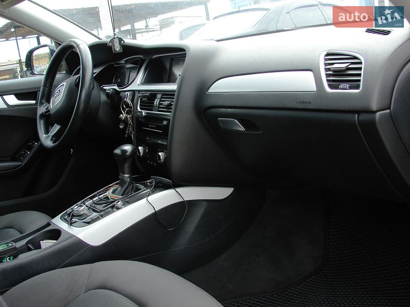 Универсал Audi A4 2015 в Одессе