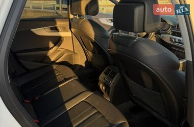 Седан Audi A4 2016 в Киеве