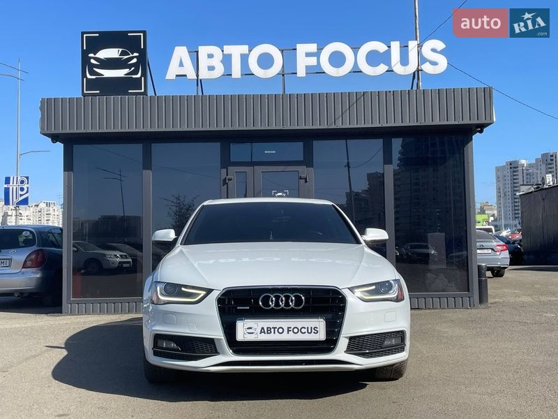 Седан Audi A4 2013 в Києві