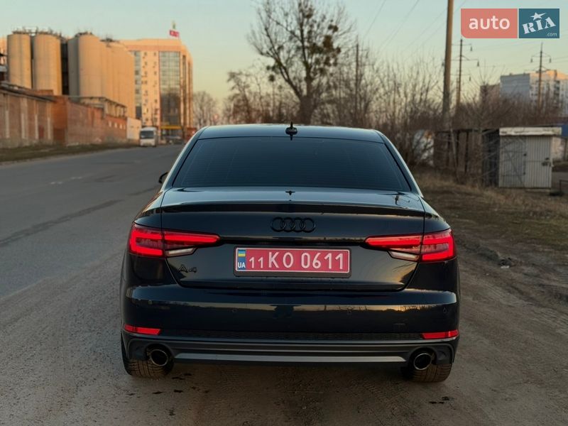 Седан Audi A4 2016 в Полтаві