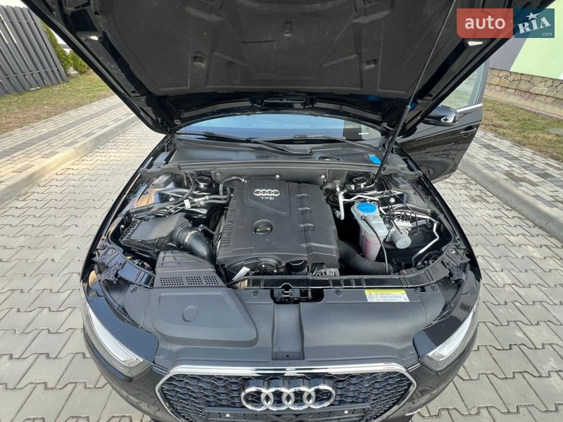 Седан Audi A4 2015 в Луцьку