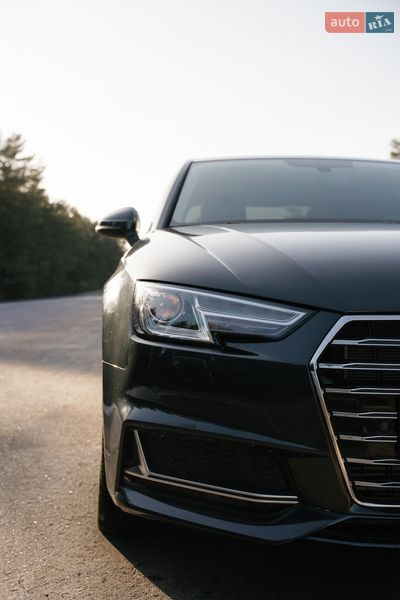 Седан Audi A4 2019 в Кременчуге