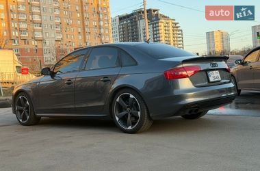 Седан Audi A4 2015 в Киеве