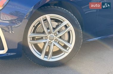 Седан Audi A4 2021 в Киеве