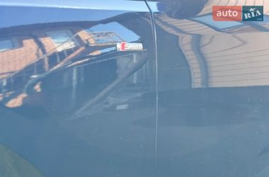 Седан Audi A4 2021 в Киеве