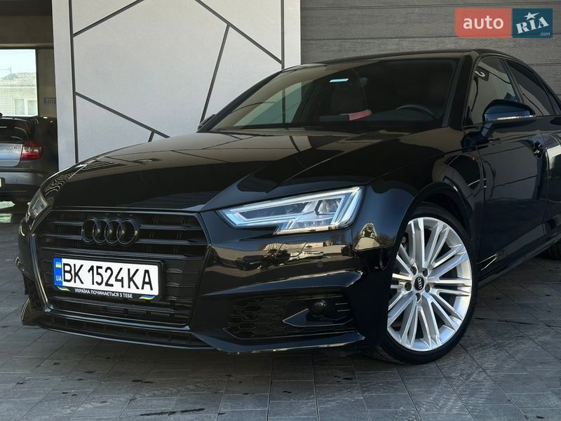 Седан Audi A4 2017 в Рівному