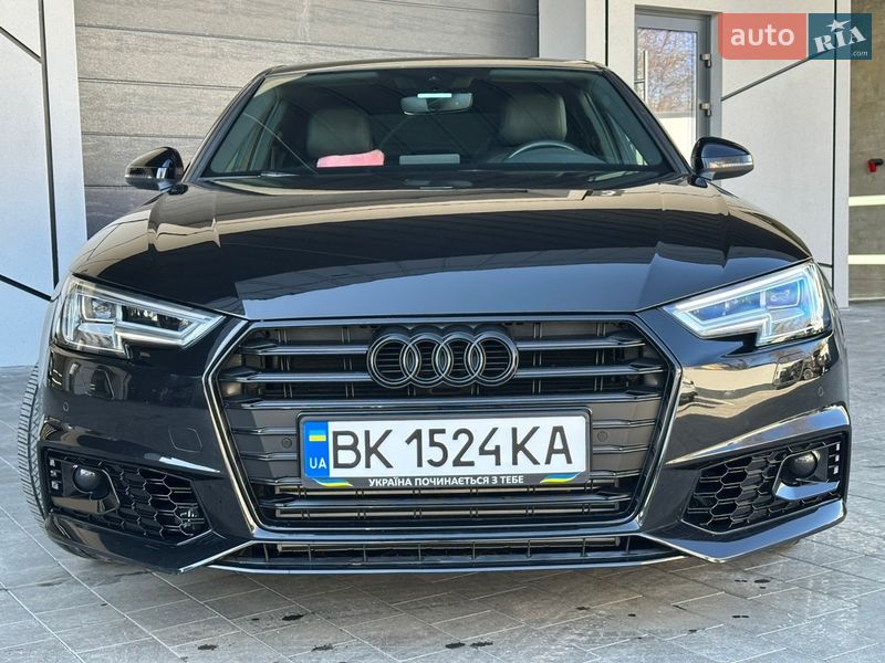 Седан Audi A4 2017 в Рівному