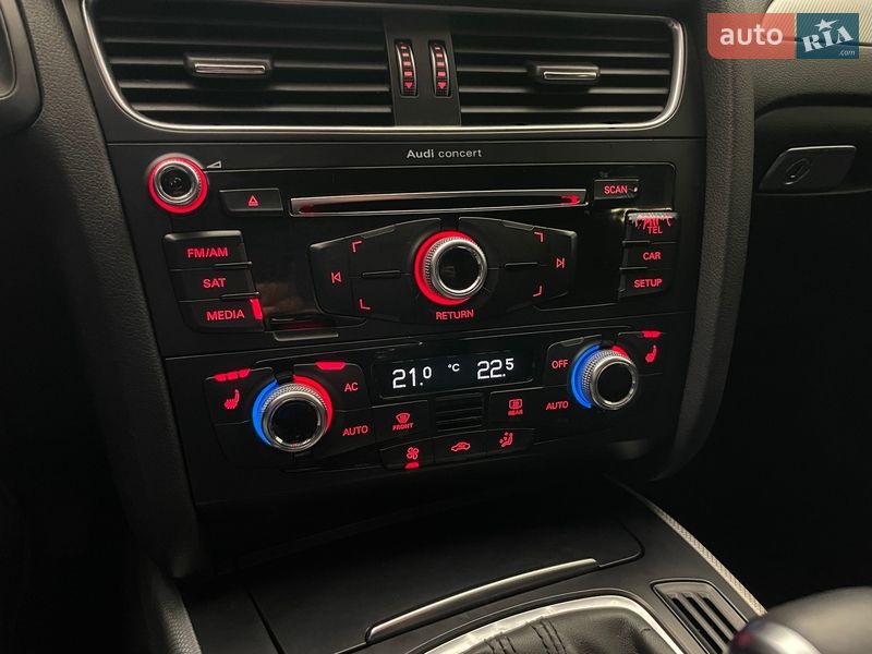 Седан Audi A4 2013 в Києві