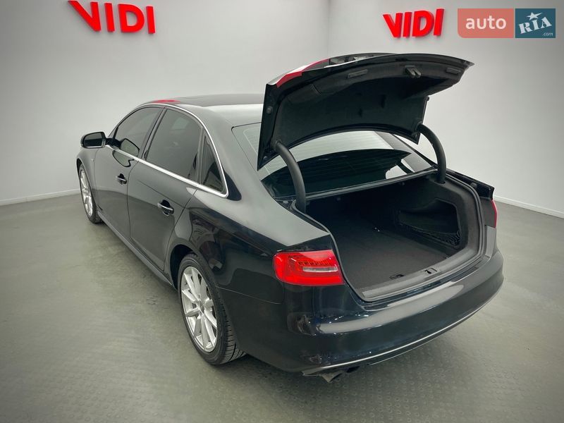 Седан Audi A4 2013 в Києві
