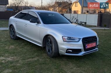 Седан Audi A4 2013 в Новояворовске