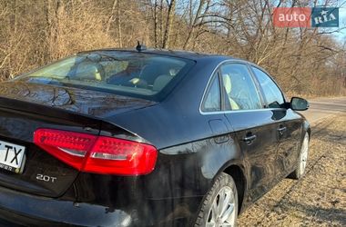 Седан Audi A4 2013 в Бобрке