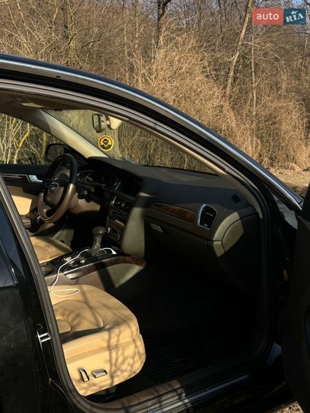 Седан Audi A4 2013 в Бобрке