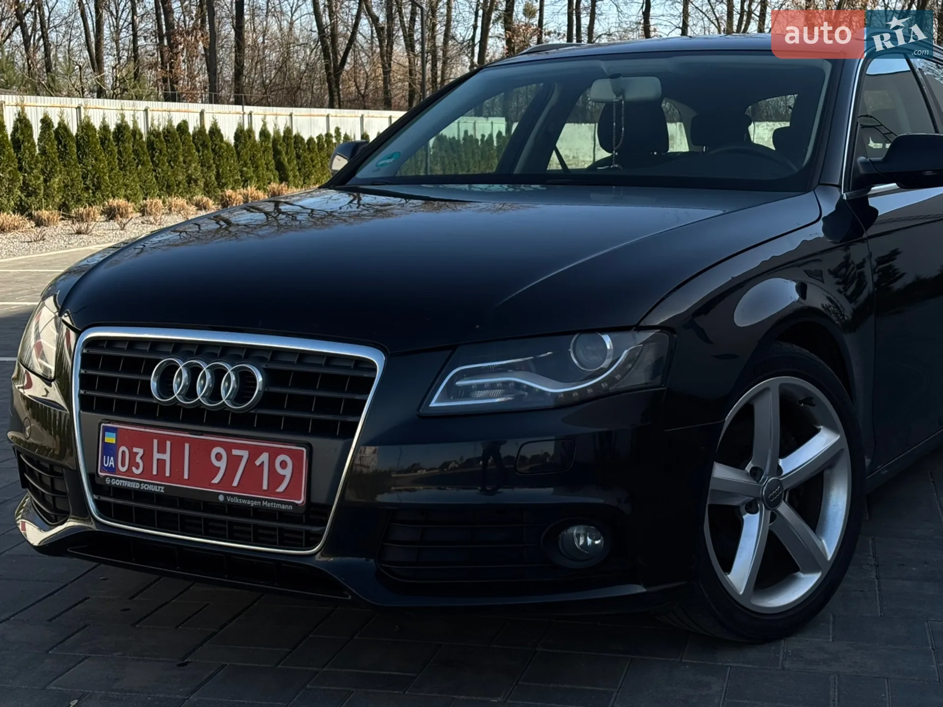 2010 Audi A4 - мініатюра 3