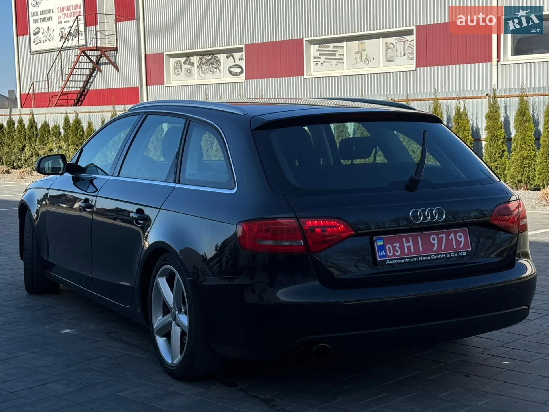 2010 Audi A4 - мініатюра 8
