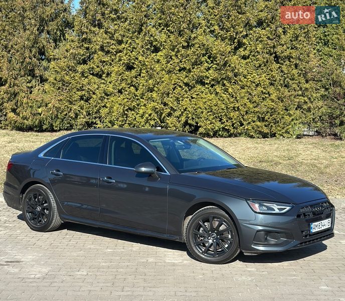 Седан Audi A4 2021 в Киеве