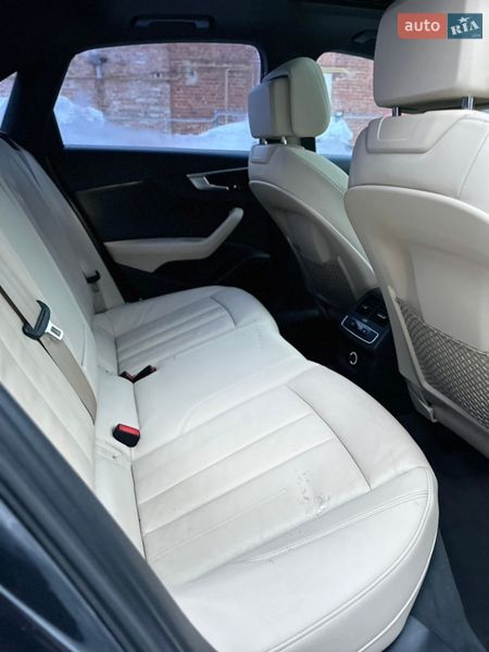 Седан Audi A4 2016 в Львові