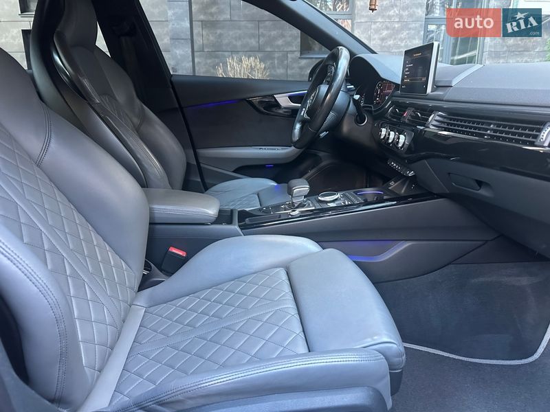 Седан Audi A4 2018 в Броварах
