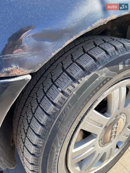 Седан Audi A4 2000 в Виннице
