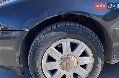 Седан Audi A4 2000 в Виннице
