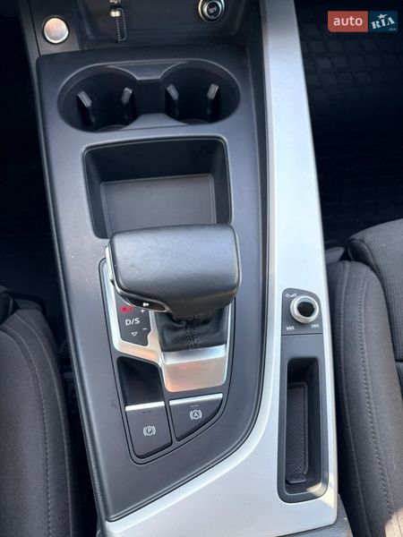 Универсал Audi A4 2020 в Старом Самборе